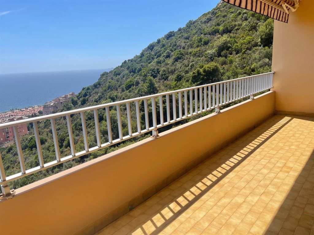 appartement 4 pièces en vente sur AJACCIO (20000)