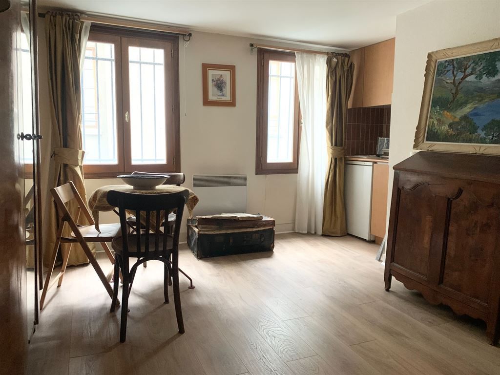 studio en vente sur PARIS (75003)